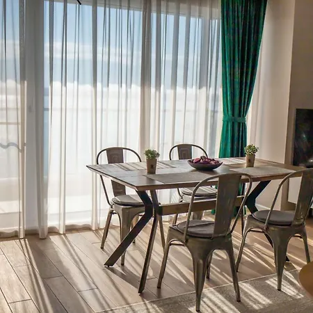 Green Lake View Apartmán